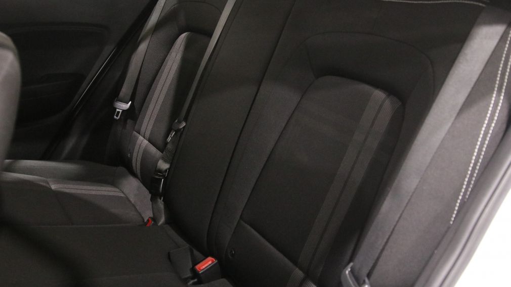 Hyundai Venue Preferred 2023 d&rsquo;occasion à vendre - 21