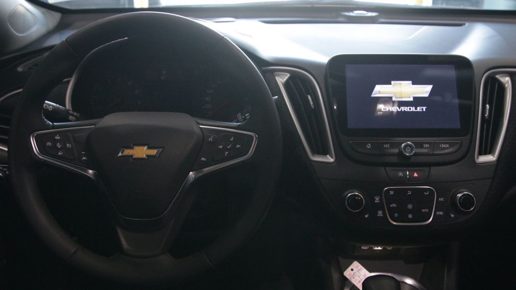 Chevrolet Malibu 1LT 2024 d&rsquo;occasion à vendre - 11