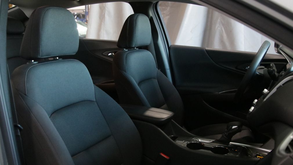 Chevrolet Malibu 1LT 2024 d&rsquo;occasion à vendre - 24