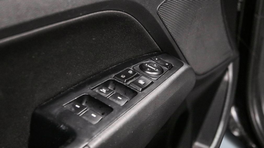 Hyundai Elantra Preferred 2019 d&rsquo;occasion à vendre - 11