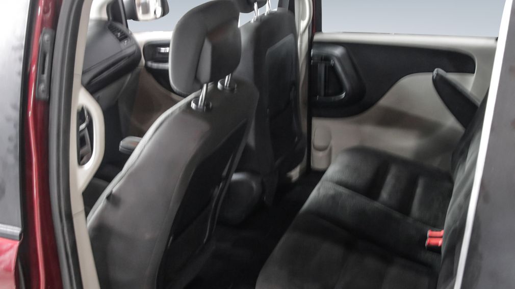 Dodge GR Caravan Canada Value Package 2019 d&rsquo;occasion à vendre - 18
