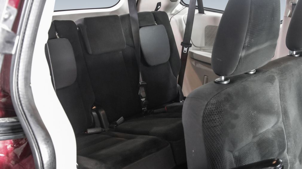 Dodge GR Caravan Canada Value Package 2019 d&rsquo;occasion à vendre - 22