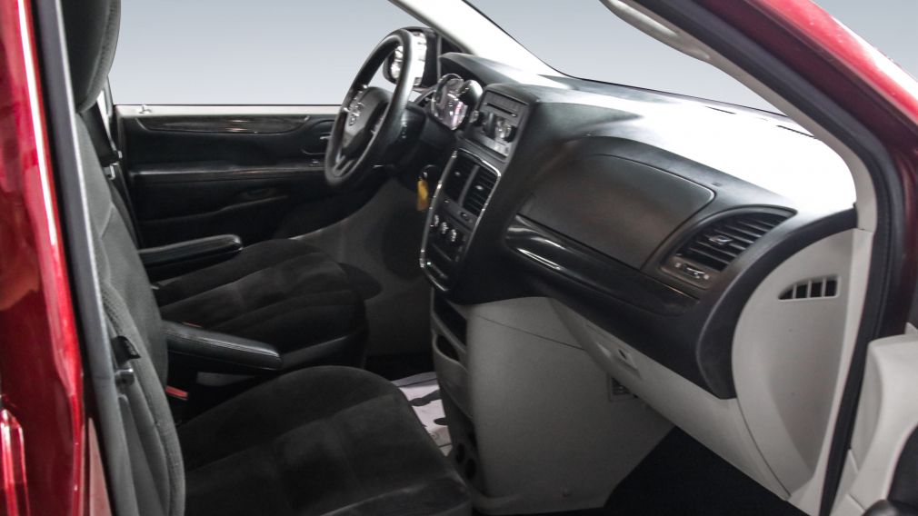 Dodge GR Caravan Canada Value Package 2019 d&rsquo;occasion à vendre - 26