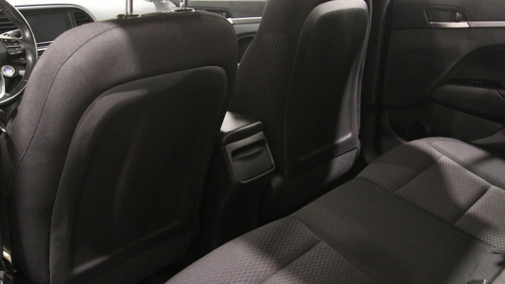Hyundai Elantra Preferred w/Sun & Safety Package 2020 d&rsquo;occasion à vendre - 19