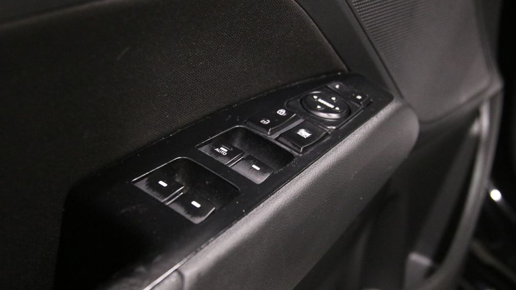 Hyundai Elantra Preferred w/Sun & Safety Package 2020 d&rsquo;occasion à vendre - 11