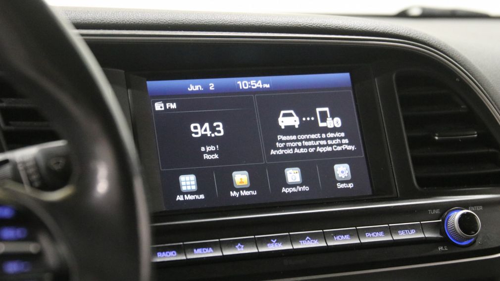 Hyundai Elantra Preferred w/Sun & Safety Package 2020 d&rsquo;occasion à vendre - 16