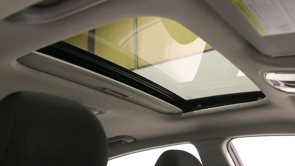 Hyundai Elantra Preferred w/Sun & Safety Package 2020 d&rsquo;occasion à vendre - 24