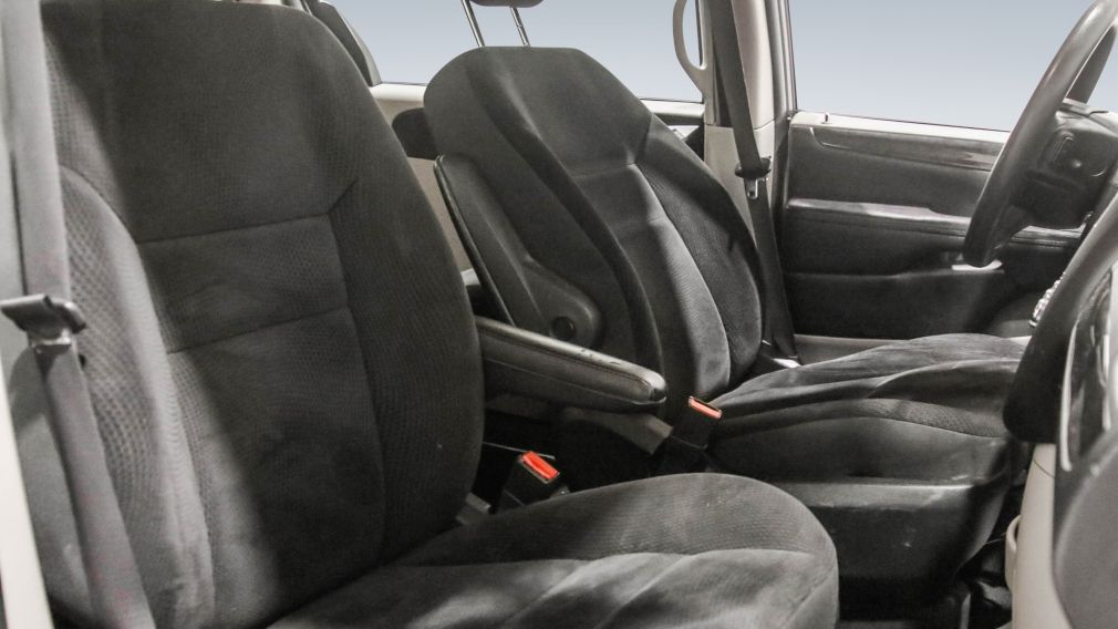 Dodge GR Caravan Canada Value Package 2019 d&rsquo;occasion à vendre - 24