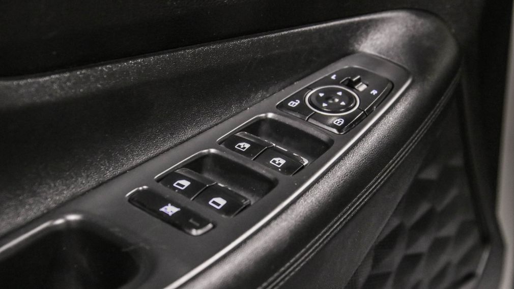 Hyundai Santa Fe Essential 2019 d&rsquo;occasion à vendre - 11