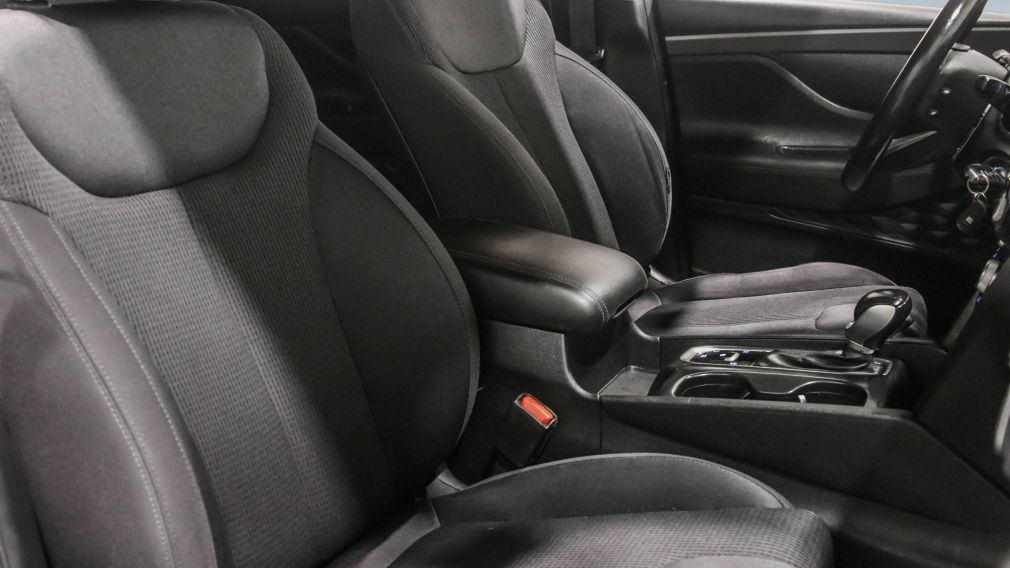 Hyundai Santa Fe Essential 2019 d&rsquo;occasion à vendre - 21