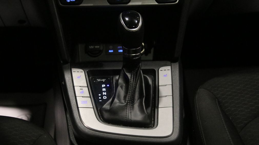 Hyundai Elantra Preferred w/Sun & Safety Package 2020 d&rsquo;occasion à vendre - 20