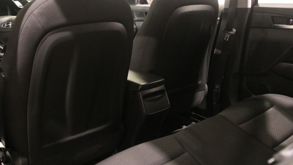 Hyundai Elantra Preferred w/Sun & Safety Package 2020 d&rsquo;occasion à vendre - 21