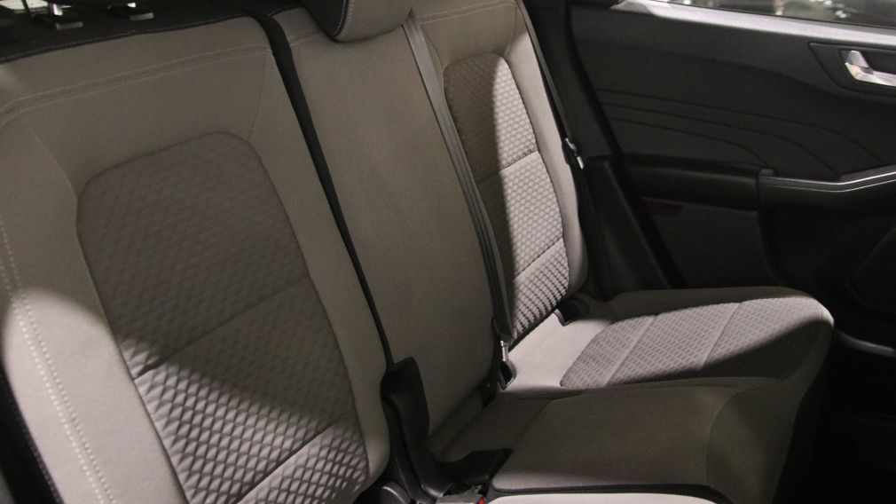 Ford Escape SE Hybrid 2021 d&rsquo;occasion à vendre - 21