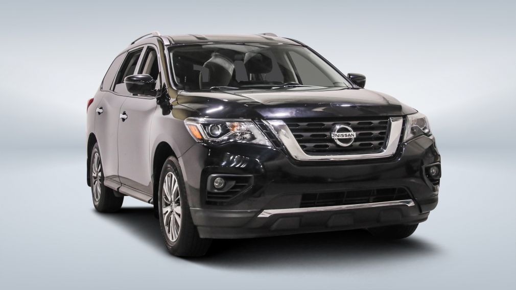 Nissan Pathfinder SV Tech