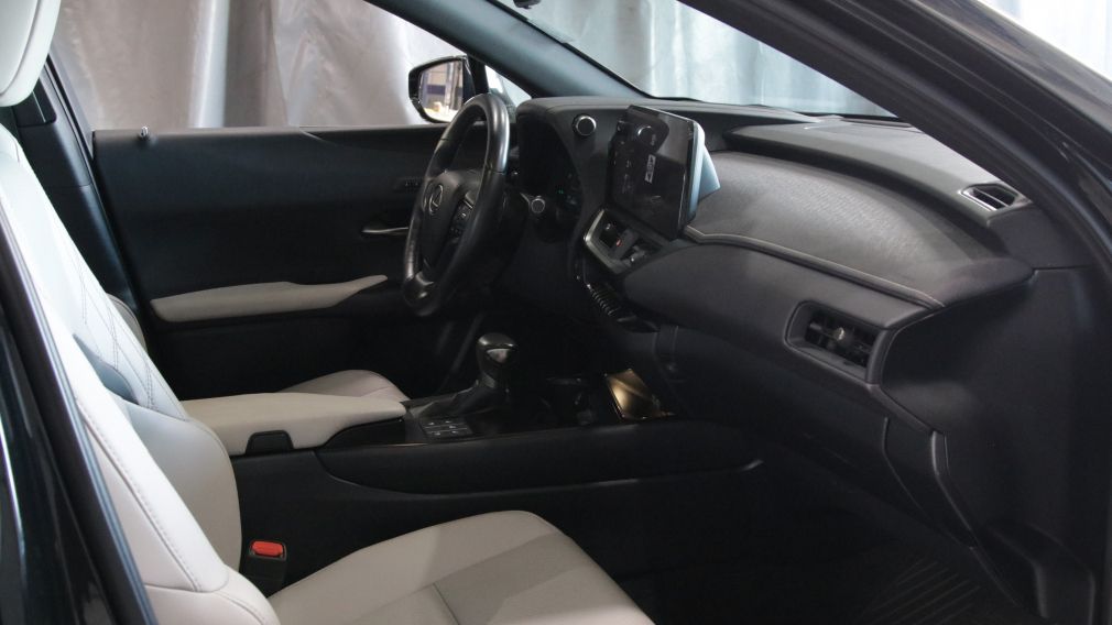 Lexus UX 250H UX 250h 2023 d&rsquo;occasion à vendre - 27