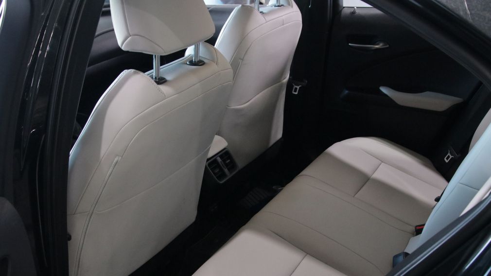 Lexus UX 250H UX 250h 2023 d&rsquo;occasion à vendre - 20