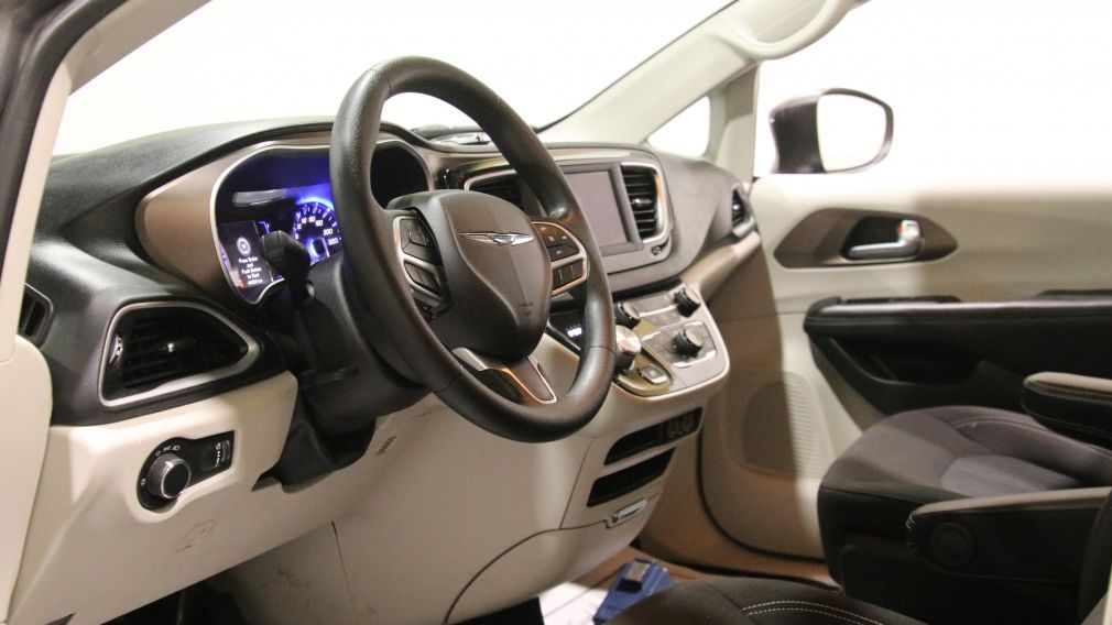 Chrysler Grand Caravan SE 2021 d&rsquo;occasion à vendre - 9