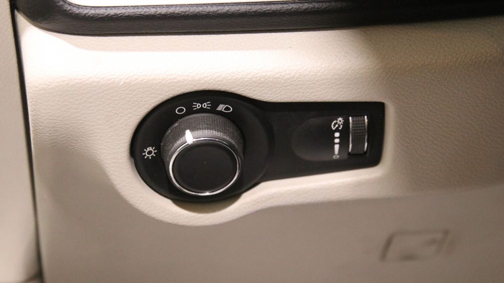 Chrysler Grand Caravan SE 2021 d&rsquo;occasion à vendre - 12
