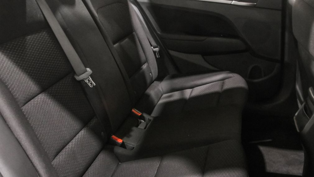 Hyundai Elantra Preferred 2020 d&rsquo;occasion à vendre - 24