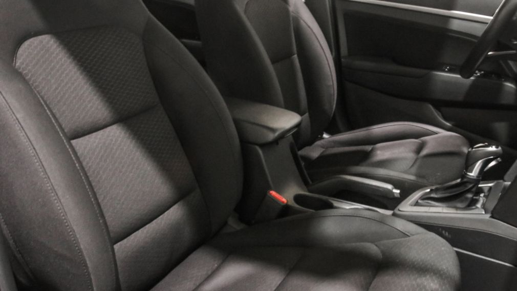 Hyundai Elantra Preferred 2020 d&rsquo;occasion à vendre - 25