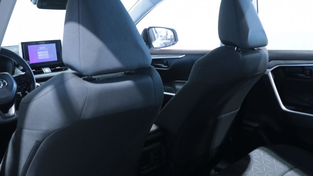 Toyota Rav 4 Hybrid LE 2023 d&rsquo;occasion à vendre - 17