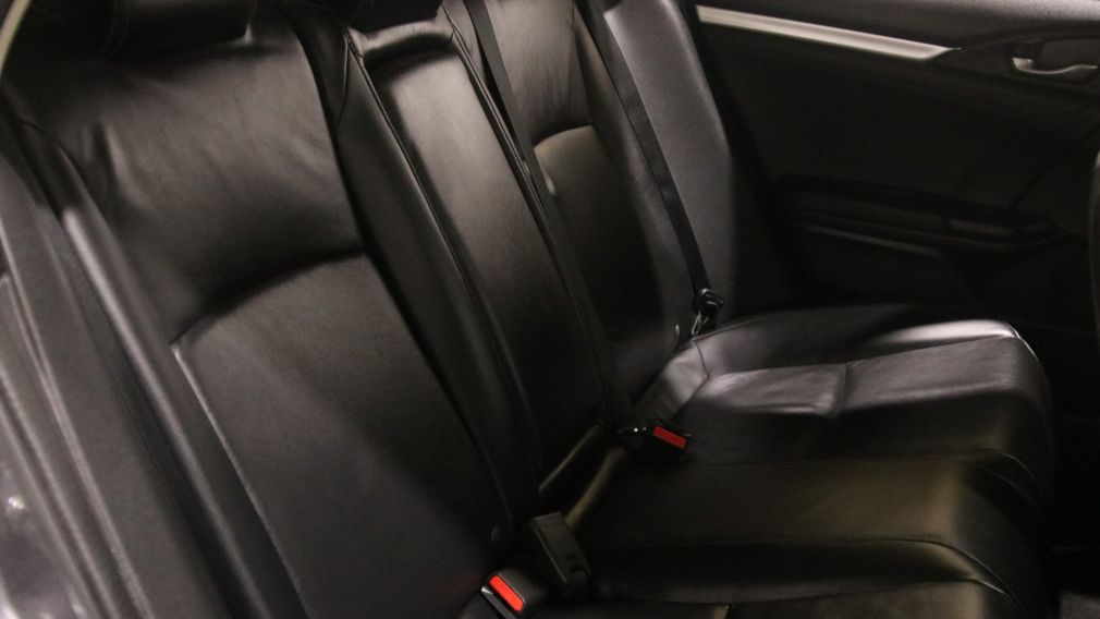 Honda Civic Touring 2019 d&rsquo;occasion à vendre - 23