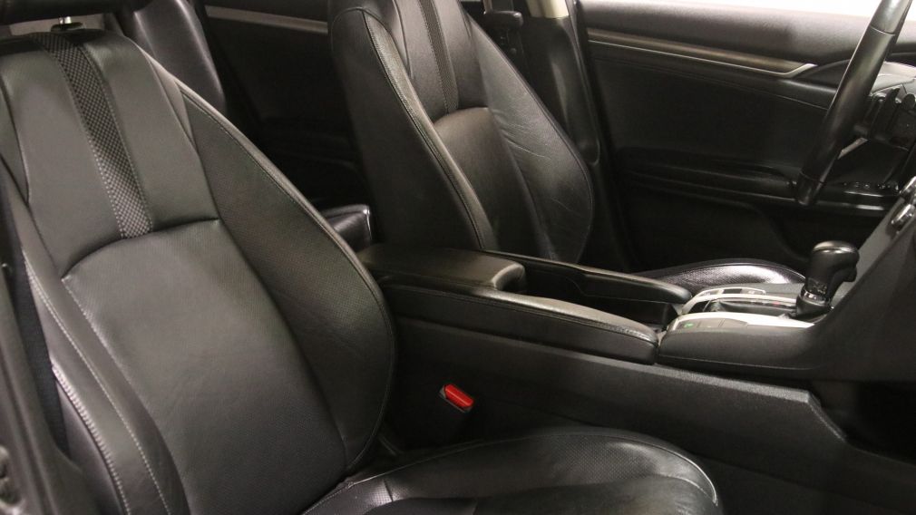 Honda Civic Touring 2019 d&rsquo;occasion à vendre - 24