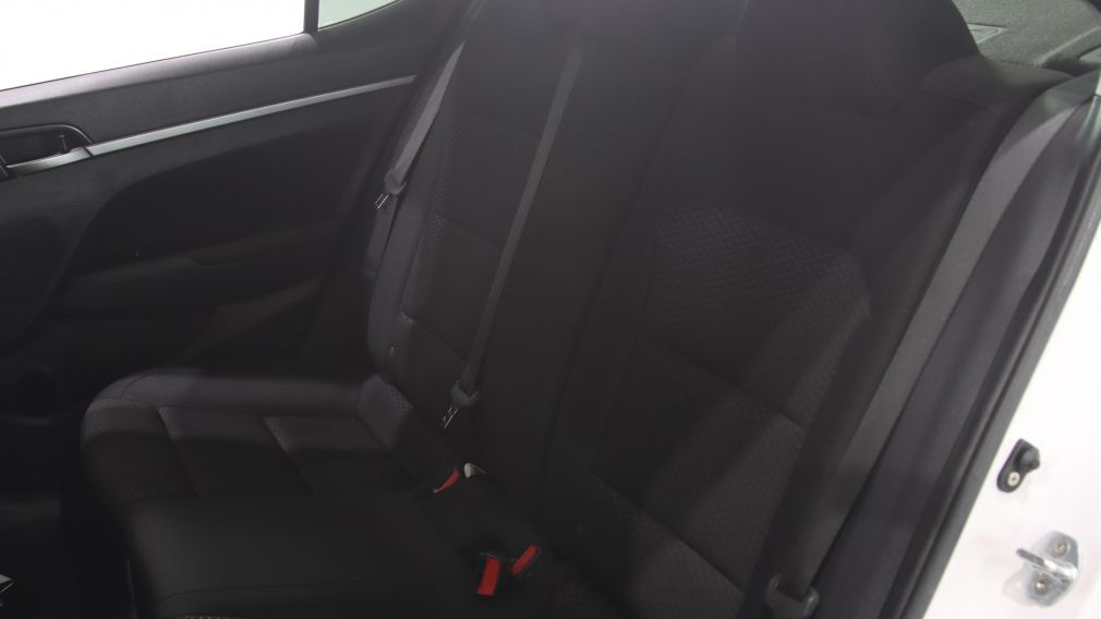 Hyundai Elantra Preferred 2019 d&rsquo;occasion à vendre - 18