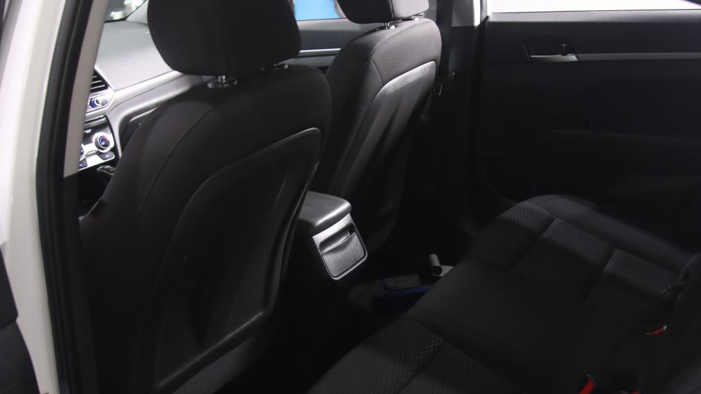 Hyundai Elantra Preferred 2019 d&rsquo;occasion à vendre - 19