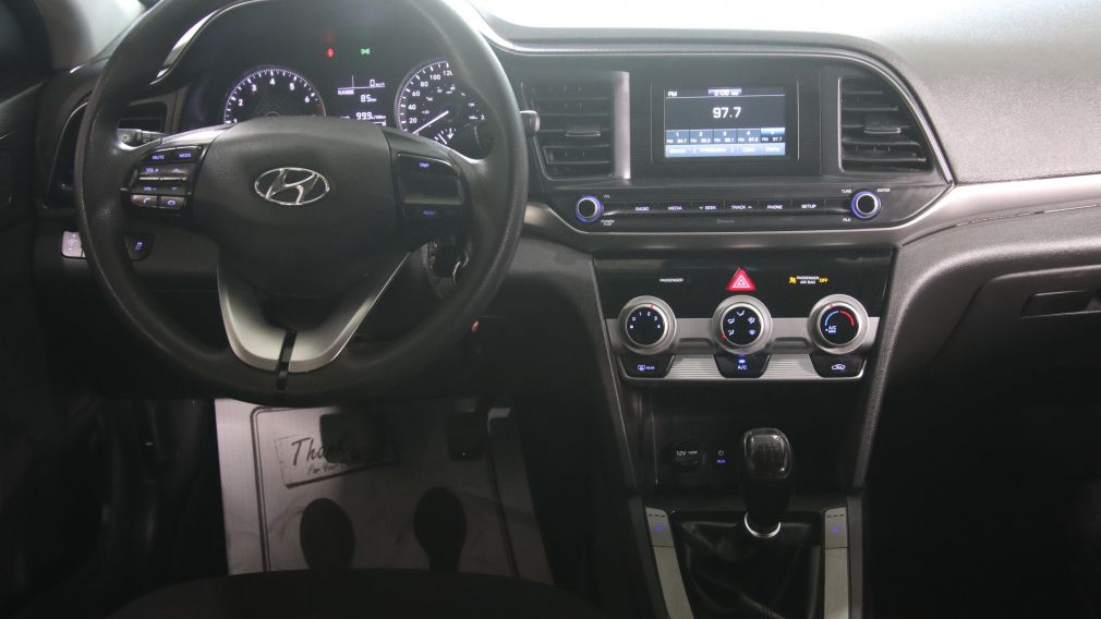 Hyundai Elantra Essential 2019 d&rsquo;occasion à vendre - 21