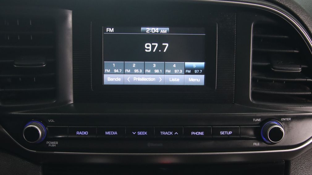 Hyundai Elantra Essential 2019 d&rsquo;occasion à vendre - 9