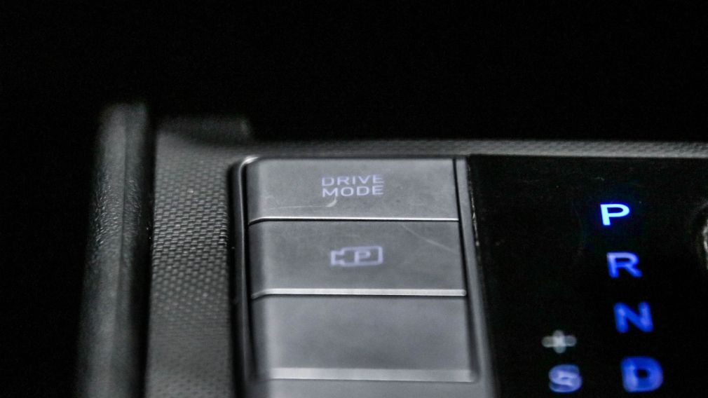 Hyundai Elantra Essential 2023 à vendre à Trois-Rivières - 21