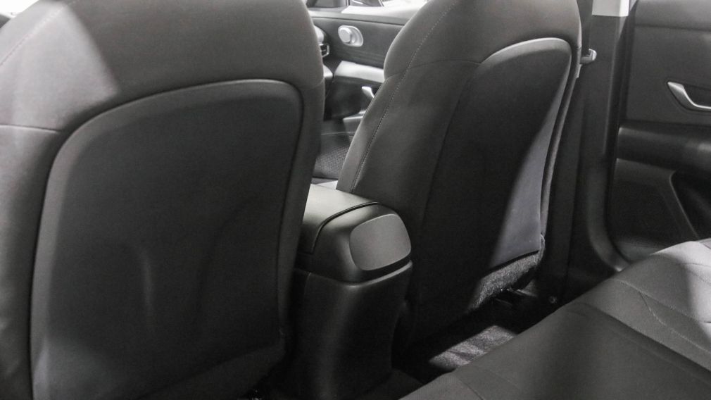Hyundai Elantra Essential 2023 à vendre à Trois-Rivières - 22