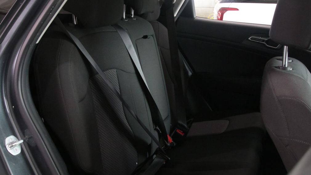 Kia Sportage LX 2023 d&rsquo;occasion à vendre - 23