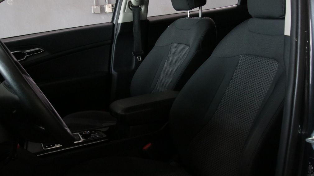 Kia Sportage LX 2023 d&rsquo;occasion à vendre - 16