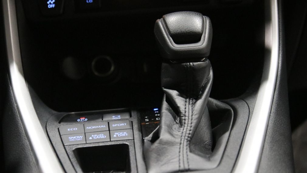 Toyota Rav 4 LE 2022 d&rsquo;occasion à vendre - 21