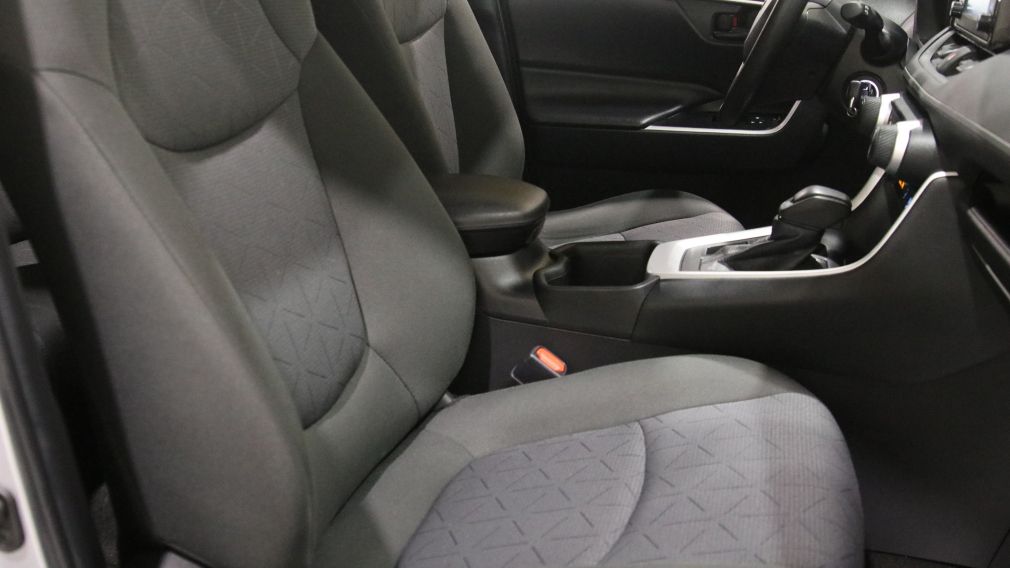 Toyota Rav 4 LE 2022 d&rsquo;occasion à vendre - 25