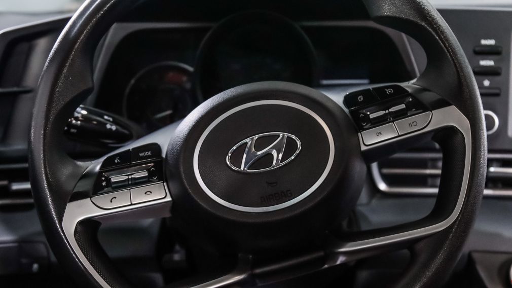 Hyundai Elantra Essential 2021 d&rsquo;occasion à vendre - 11