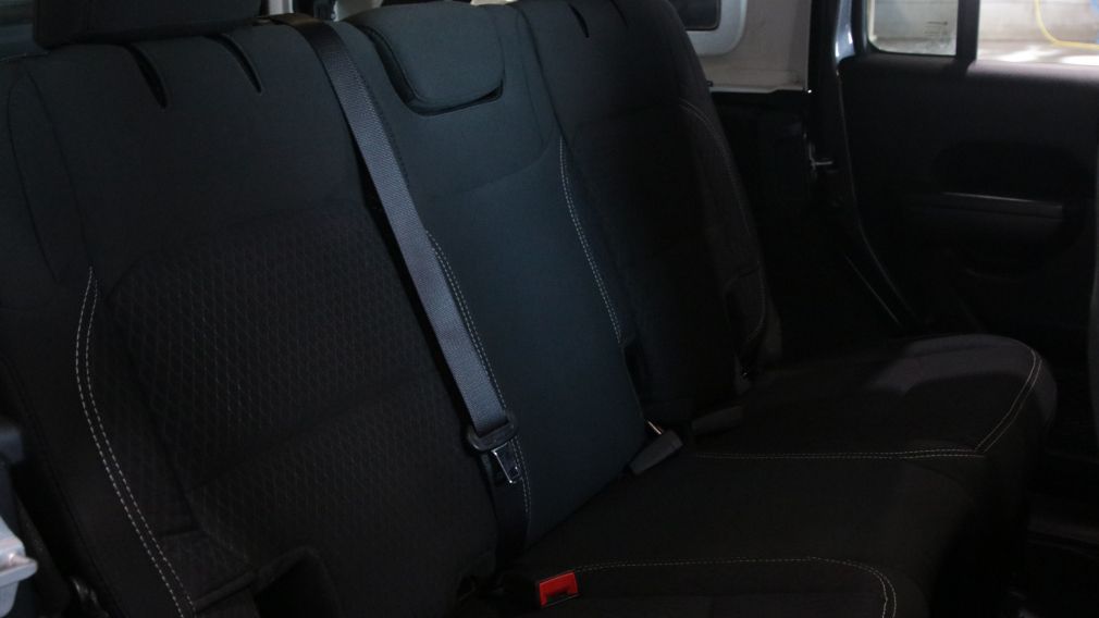 Jeep Wrangler Unlimited Sport 80th Anniversary 2021 d&rsquo;occasion à vendre - 22