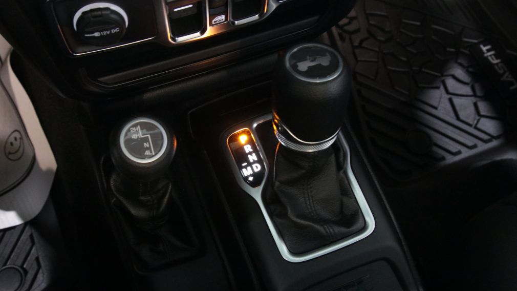 Jeep Wrangler Unlimited Sport 80th Anniversary 2021 d&rsquo;occasion à vendre - 13