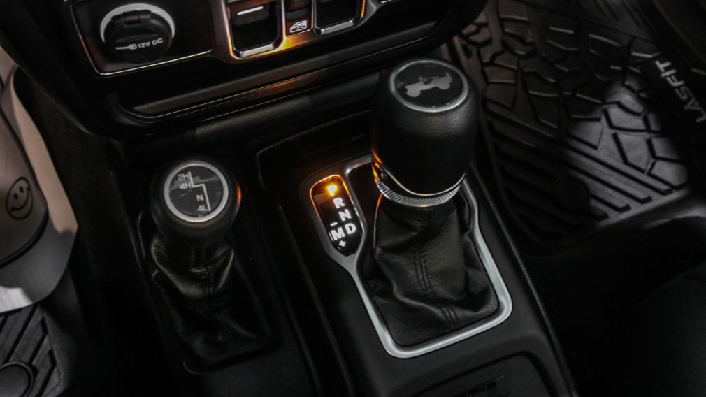 Jeep Wrangler Unlimited Sport 80th Anniversary 2021 d&rsquo;occasion à vendre - 13