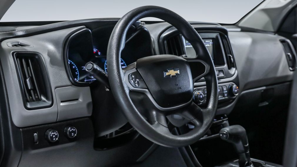 Chevrolet Colorado 4WD Work Truck 2019 d&rsquo;occasion à vendre - 9
