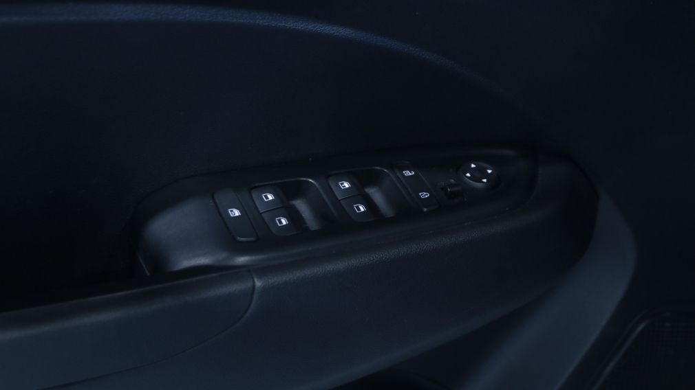 Hyundai Venue Preferred 2023 d&rsquo;occasion à vendre - 10