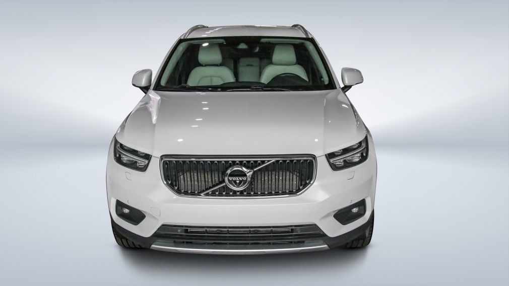 Volvo XC40 Momentum