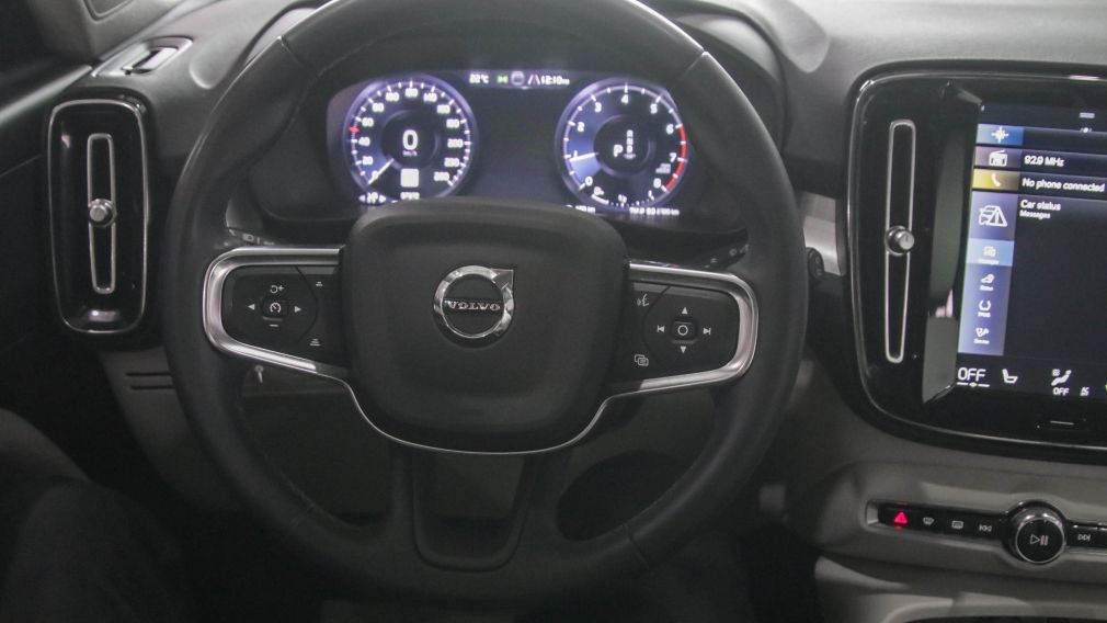 Volvo XC40 Momentum 2022 d&rsquo;occasion à vendre - 14
