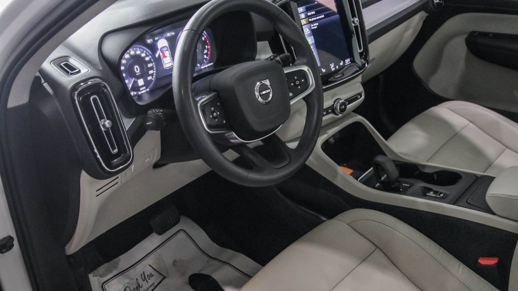 Volvo XC40 Momentum 2022 d&rsquo;occasion à vendre - 19