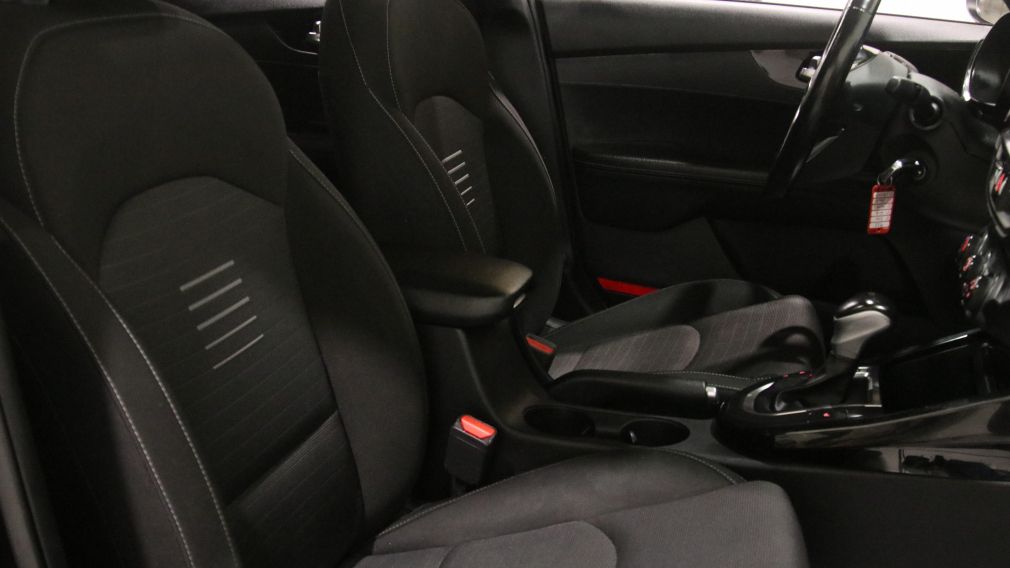 Kia Forte EX 2021 d&rsquo;occasion à vendre - 24