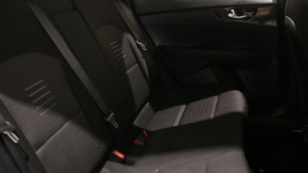 Kia Forte EX 2021 d&rsquo;occasion à vendre - 23