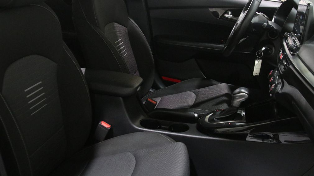 Kia Forte EX 2020 d&rsquo;occasion à vendre - 24