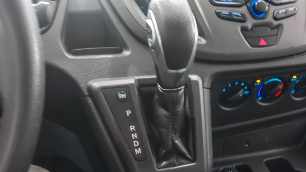 Ford TRANSIT T-250 148&Prime; Med Rf 9000 GVWR Sliding RH Dr 2019 à vendre à Trois-Rivières - 11